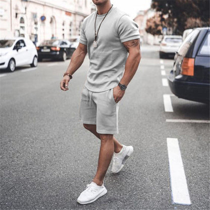 Ensemble d'été sportif pour hommes avec t-shirt respirant et shorts Chic und Stil