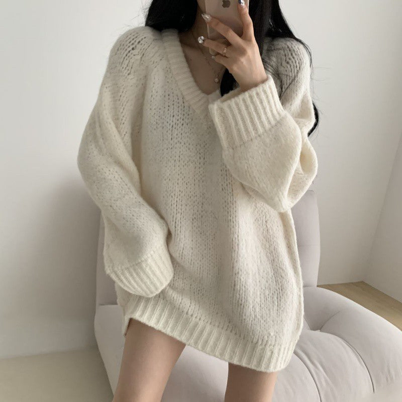 Pull-over décontracté oversized pour femmes avec décolleté en V profond et matière en tricot douce Chic und Stil