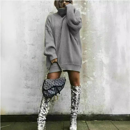 Dames Grand pull en tricot avec col haut et coupe angulaire Chic und Stil