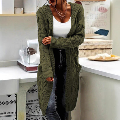 Dames gros tricot cardigan avec poches latérales et design en torsade structuré Chic und Stil