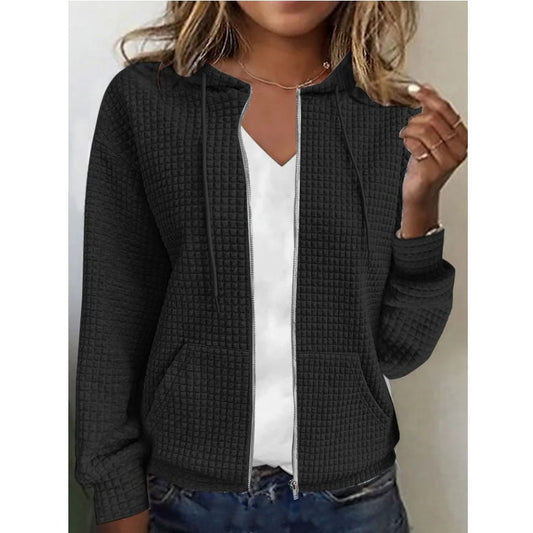 Veste à capuche légère à structure gaufrée pour femmes avec poches pratiques Chic und Stil