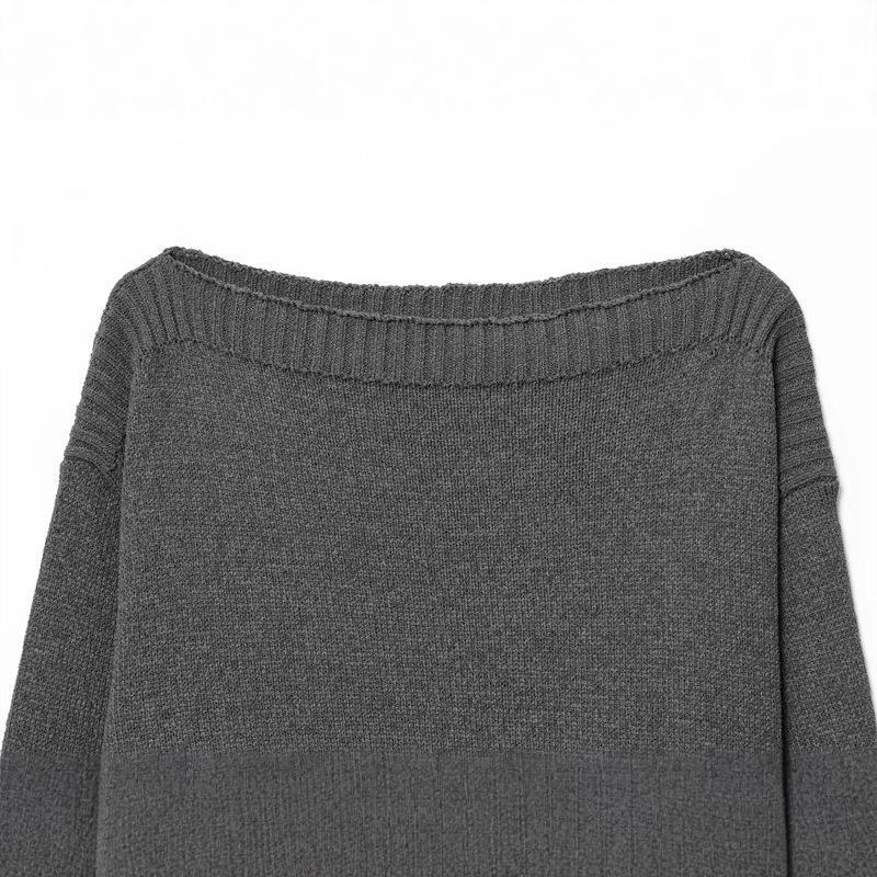 Ladies cozy knitted sweater with loose fit and ribbed edges Chic and Style