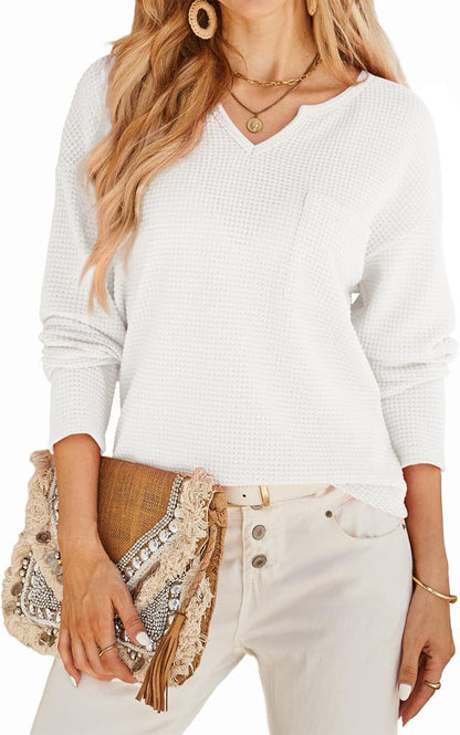 Pull femme en structure gaufrée avec décolleté en V profond et poches pratiques Chic und Stil