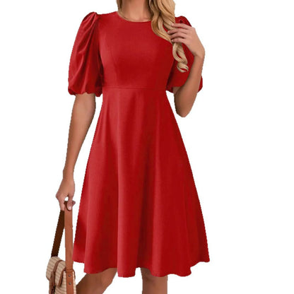 Robe à manches bouffantes pour femmes avec coupe fluide et accentuation de la taille Chic und Stil