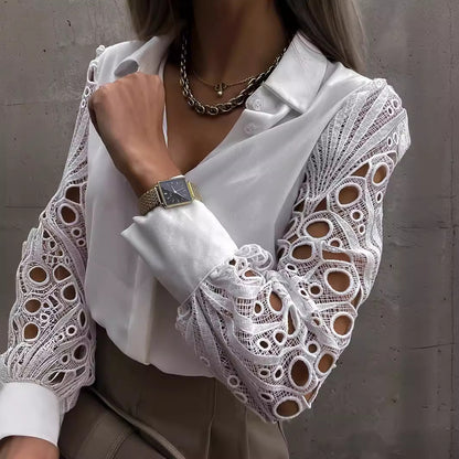Chemisier dames avec des manches en dentelle volumineuses et un col élégant Chic und Stil