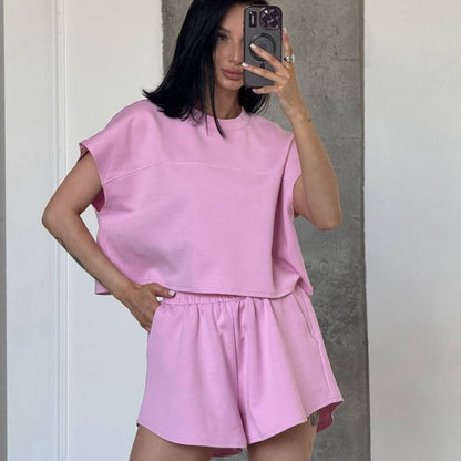 Ensemble de Crop Top et Shorts décontracté pour femme avec épaules tombantes et taille élastique Chic und Stil