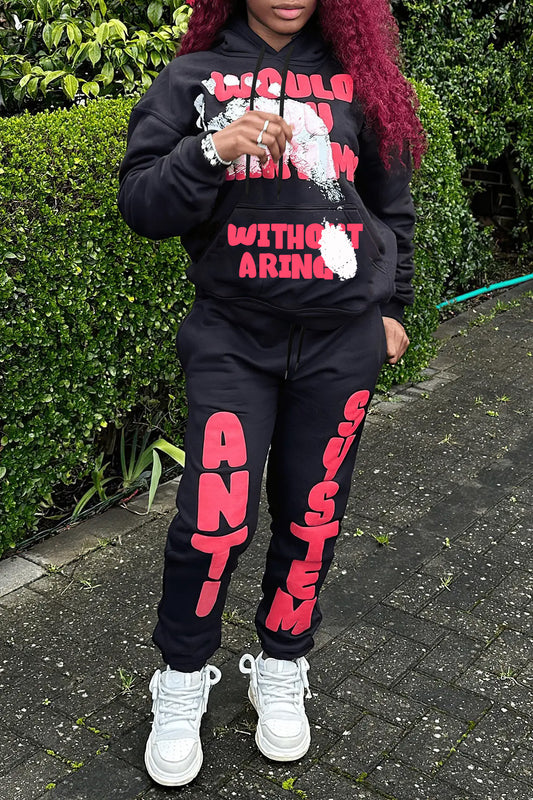 Women's hoodie and jogger pants set with striking lettering and comfortable fit Chic and Style
