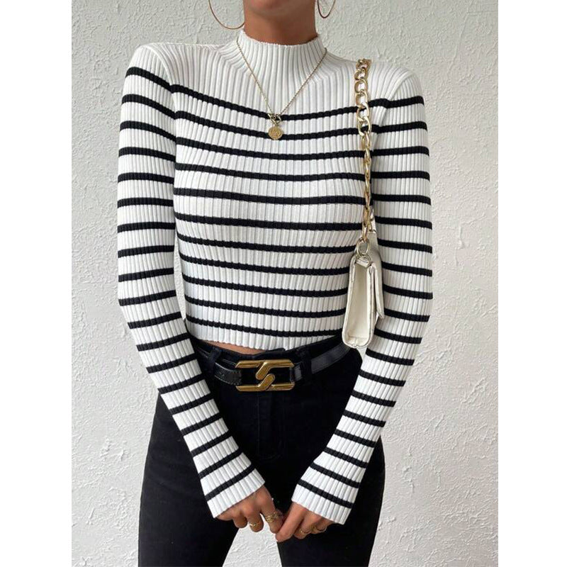Pull en maille côtelée pour femmes avec col montant et motif rayé brodé Chic und Stil