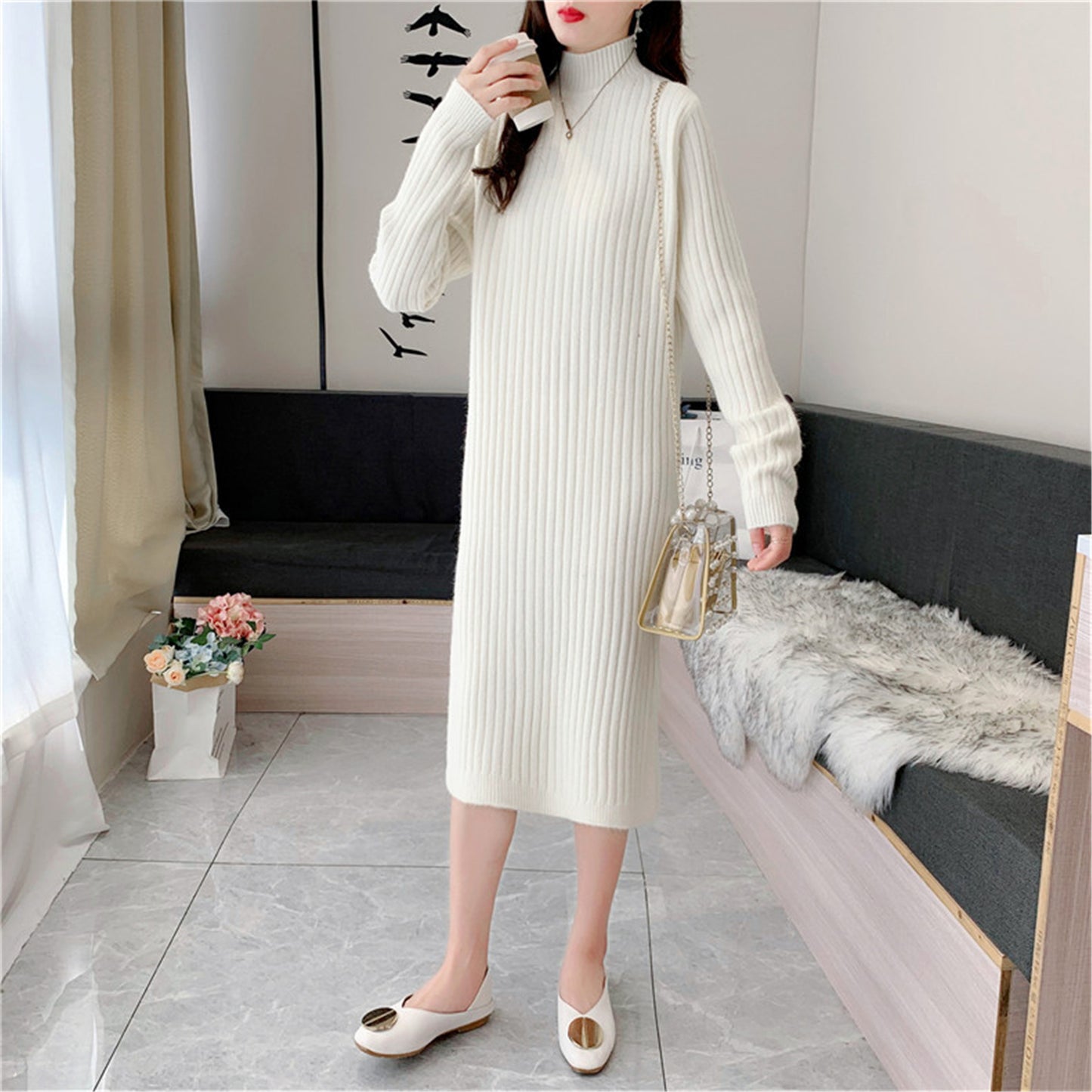Robe maxi tricot pour femmes avec col haut et fine structure côtelée Chic und Stil