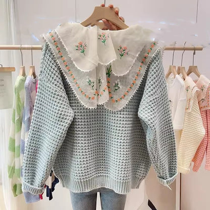 Dames cardigan brodé avec col large Chic und Stil