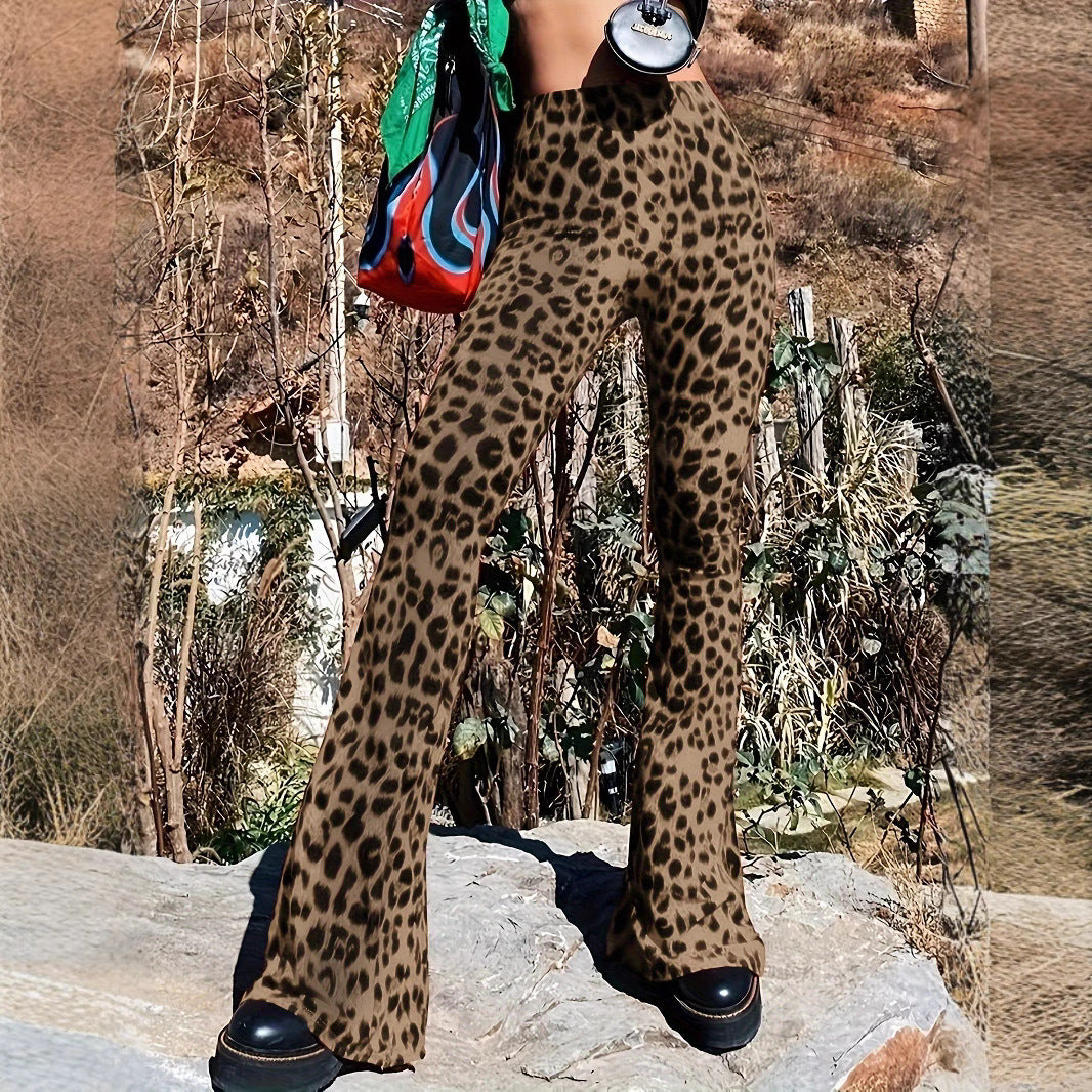 Flared pants for women with animal print Chic and Style