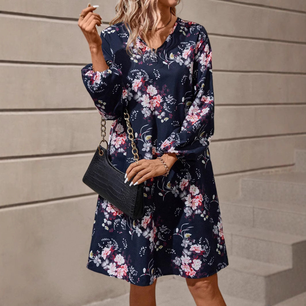 Robe florale à col V pour femmes Chic und Stil
