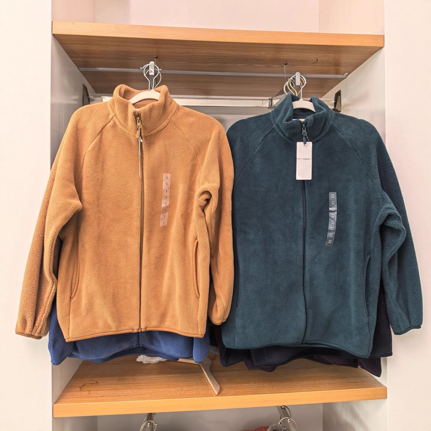 Veste en polaire pour femme avec col montant et poches latérales Chic & Stil