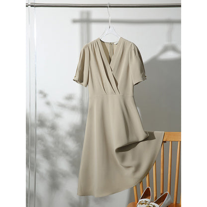 Robe midi plissée pour femmes avec manches bouffantes Chic und Stil