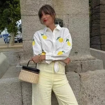 Chemisier pour femmes avec un motif joyeux de citrons Chic und Stil