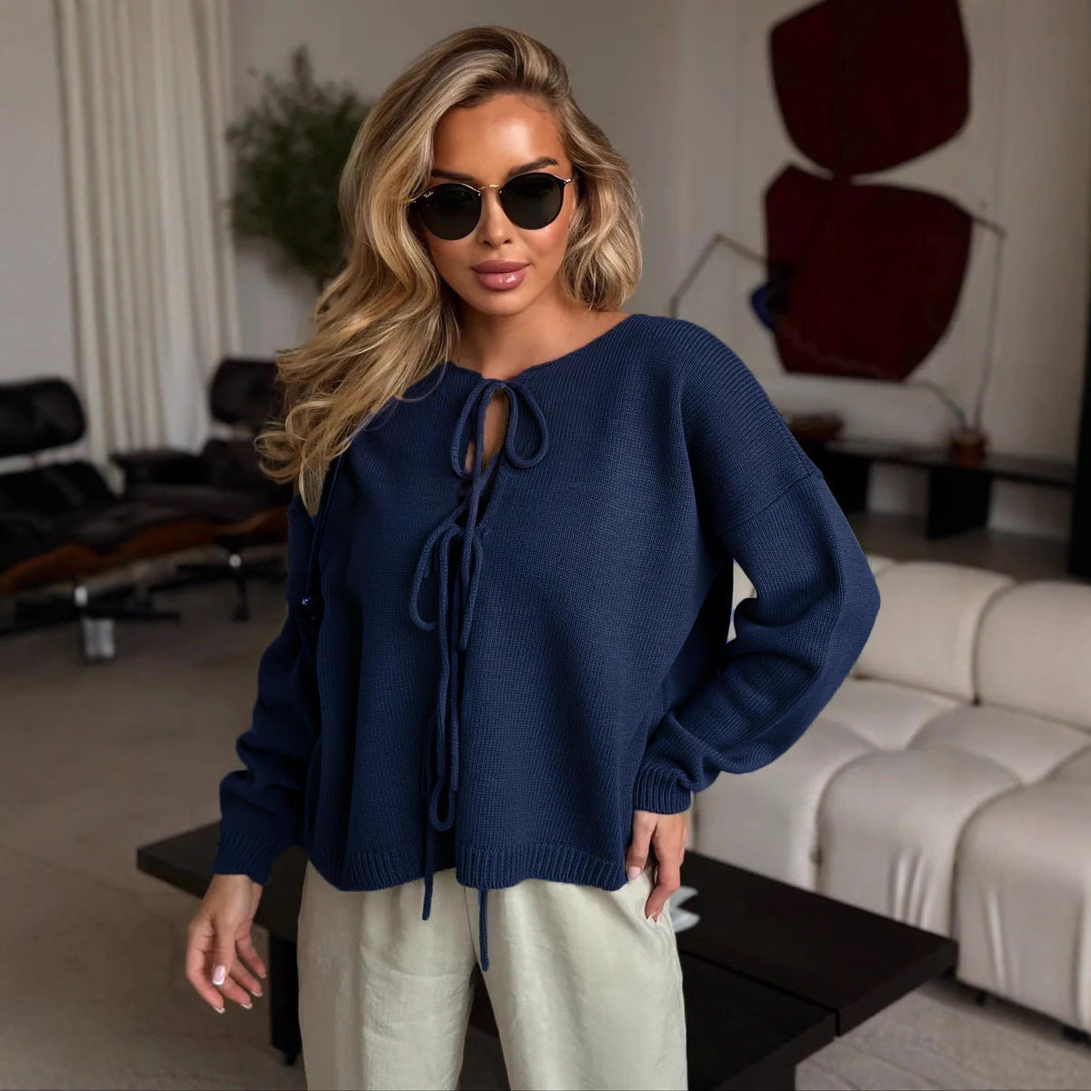 Pull en tricot pour femmes avec un lacet élégant et une coupe confortable Chic und Stil