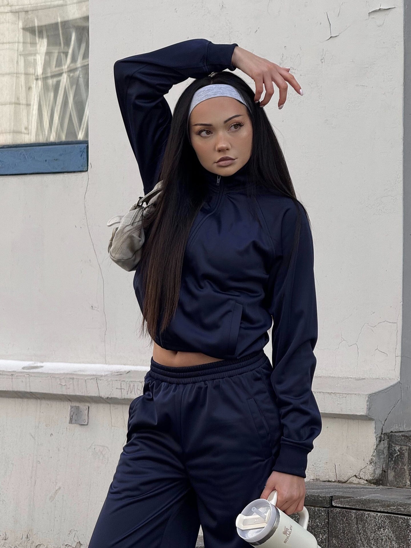 Women's sports training jacket and matching high-waisted pants Chic and Style