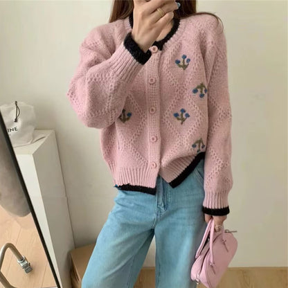 Cardigan en tricot élégant pour femmes avec motif unique et détails de boutons Chic und Stil