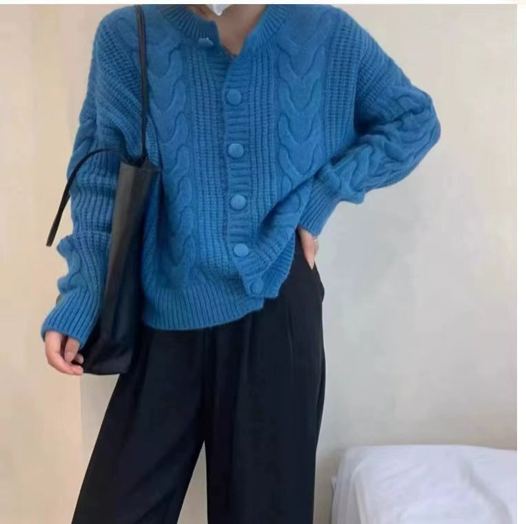 Dames cardigan met nostalgisch kabelpatroon Chic und Stil