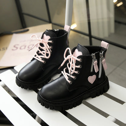 Bottes à la mode pour femmes avec fonction pratique de fermeture éclair et semelle antidérapante Chic und Stil