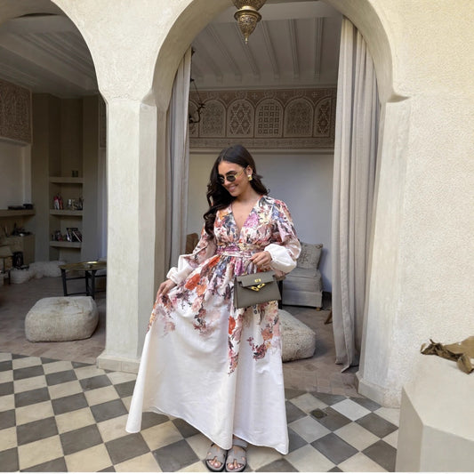 Robe maxi femme avec motifs floraux et éléments de fronces raffinés Chic und Stil