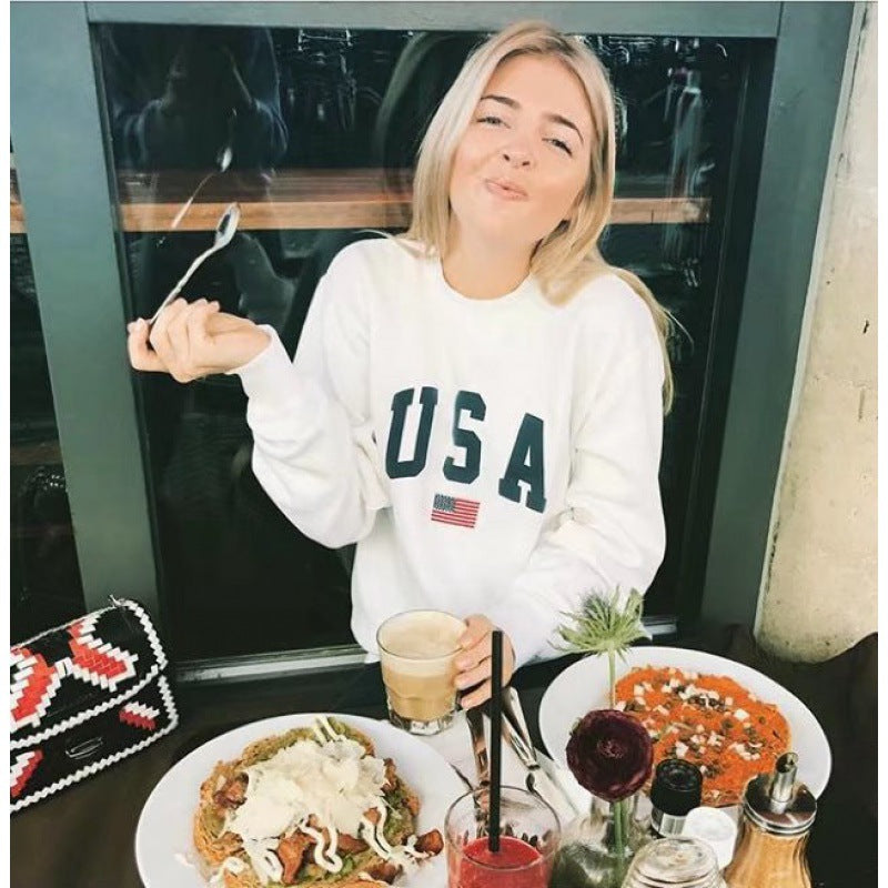 Oversized sweatshirt for women with creative print Chic and Style