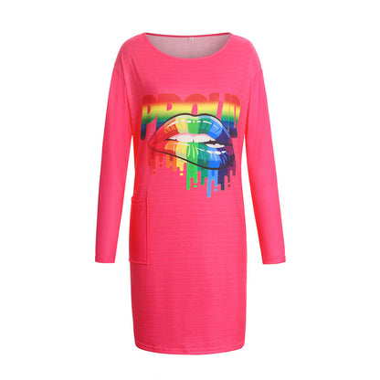 Robe à manches longues pour femmes avec un design graphique tendance et des poches pratiques Chic und Stil