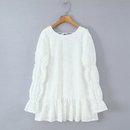 Robe d'été aérienne pour femmes avec design de broderie florale et manches volumineuses Chic und Stil
