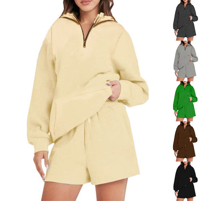 Pull à capuche décontracté pour femmes avec fermeture éclair courte et poches pratiques Chic und Stil