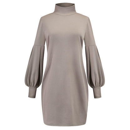 Robes pour femmes avec col haut et manches volumineuses Chic und Stil