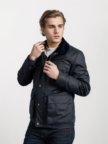 Functional sports jacket for men with practical pockets and high collar Chic and Style
