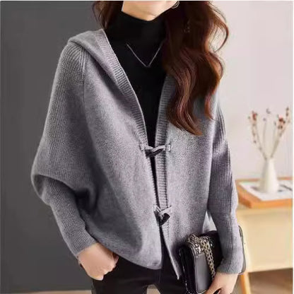 Dames pull en laine douillet avec capuche et coupe légèrement oversize Chic und Stil
