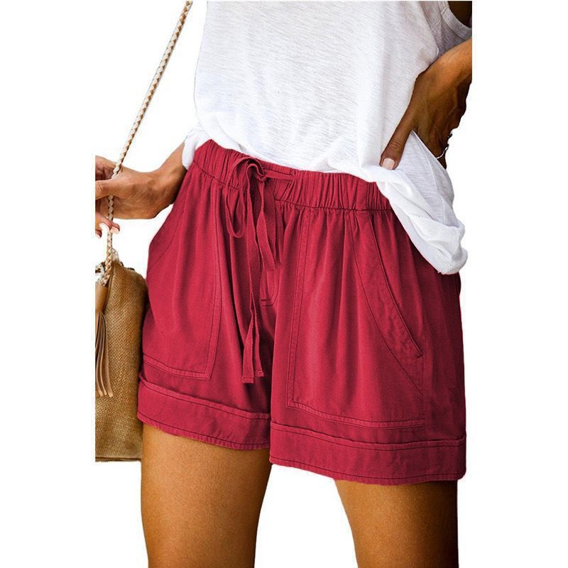 Shorts de loisirs pour femmes avec taille élastique et poches latérales pratiques Chic und Stil
