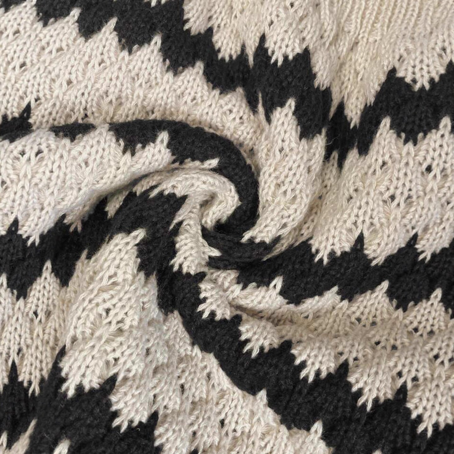 Pull en maille épaisse pour femmes avec motif géométrique et manches volumineuses Chic und Stil