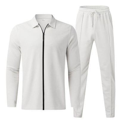 Men's sports training set with a textured long sleeve top and comfortable jogger pants Chic und Stil