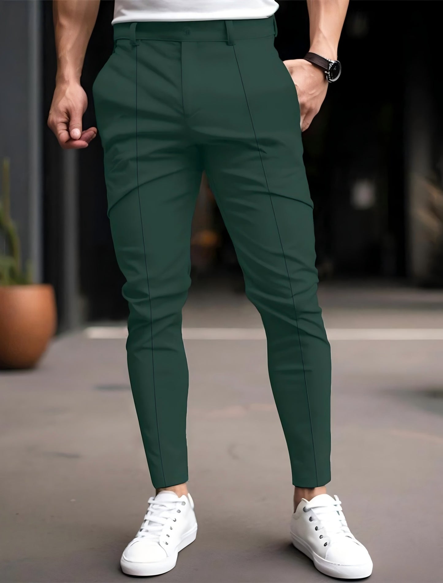 Pantalon chino slim-fit à la mode pour hommes avec taille élastique et poches polyvalentes Chic und Stil