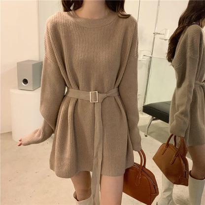 Robe en tricot pour femmes avec ceinture ajustée et motif côtelé moderne Chic und Stil