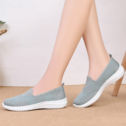 Baskets de sport slip-on pour femmes avec dessus en matériau respirant et semelle antidérapante Chic und Stil