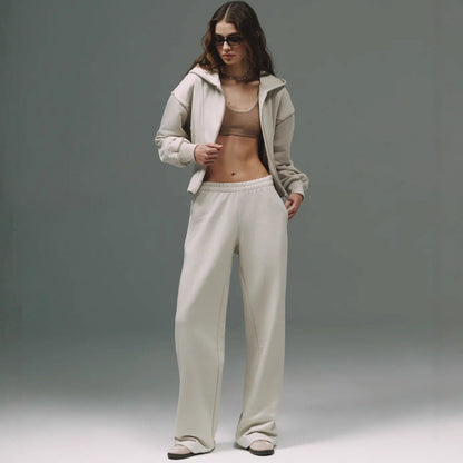 High-quality fleece women's lounge set with hoodie and wide pants Chic and Style