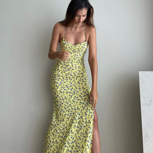 Women's midi dress with floral pattern and slit Chic und Stil