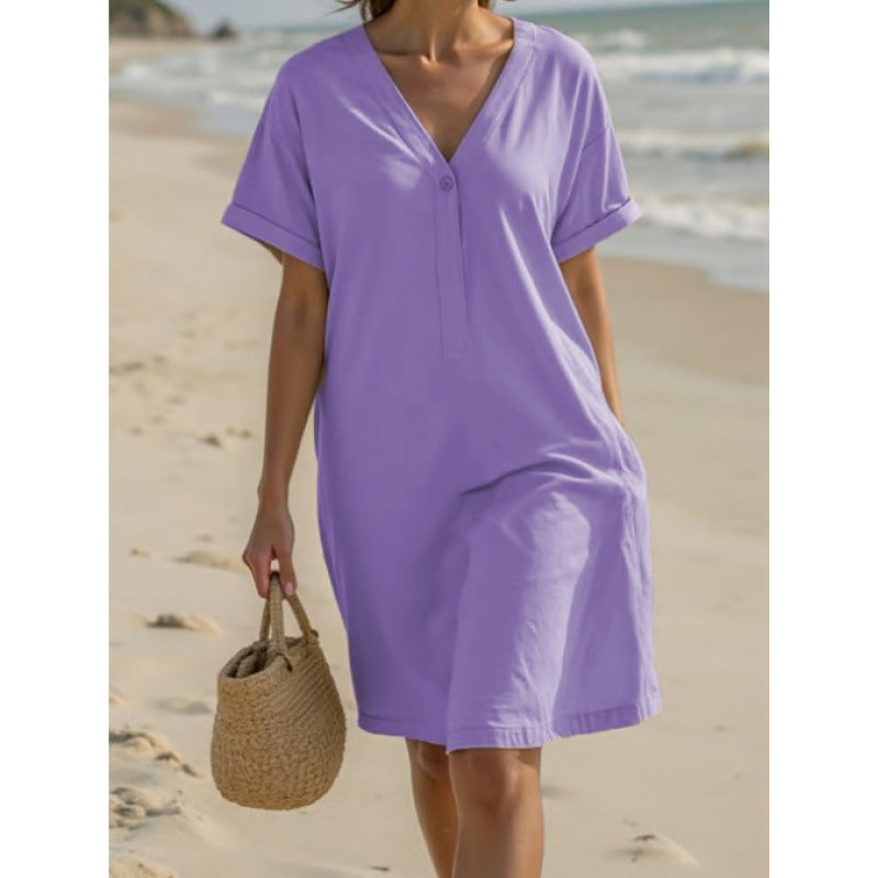 Dames Robe d'été légère avec des manches retroussées et une patte de boutonnage pratique Chic und Stil