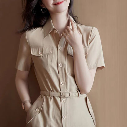 Robe chemise décontractée pour femmes avec ceinture Chic und Stil