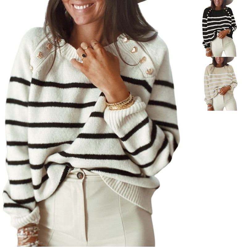 Pull en tricot pour femmes avec un élégant motif à rayures et des boutons dorés Chic und Stil
