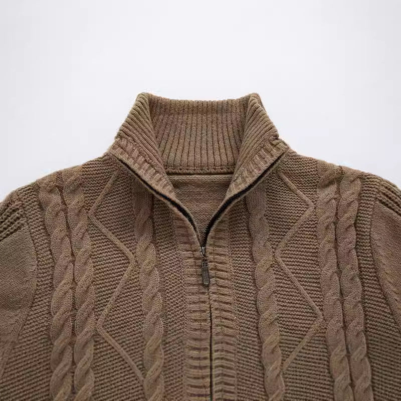Pull en tricot pour homme avec col haut et motif en relief Chic und Stil