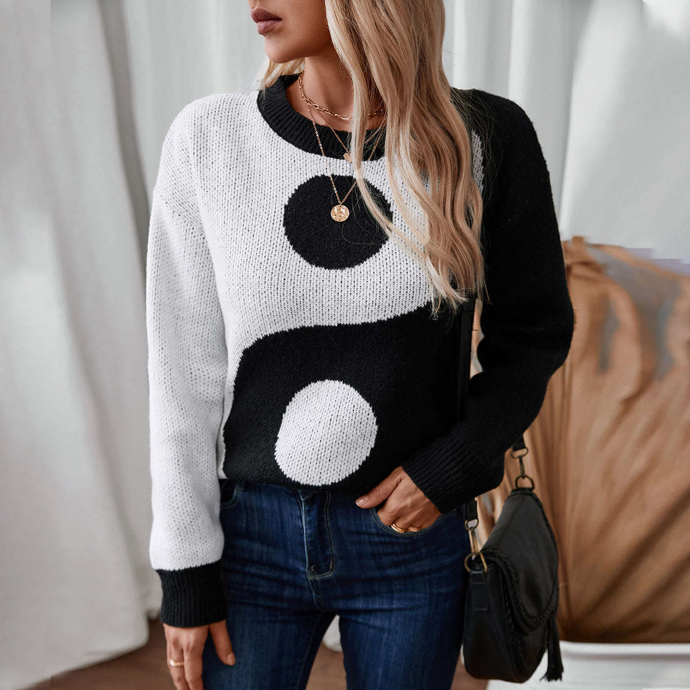 Pull femme à motif Yin-Yang modeste Chic und Stil