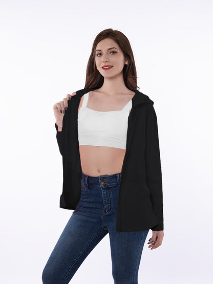 Veste à capuche zippée décontractée pour femmes avec poches fonctionnelles et composition de tissu respirant Chic und Stil
