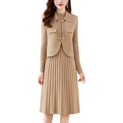 Robe en tricot pour dames avec design de blazer combiné et fine structure côtelée Chic und Stil