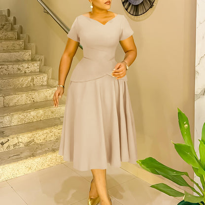 Dames Élégante Robe Maxi avec haut cintré et jupe fluide Chic und Stil