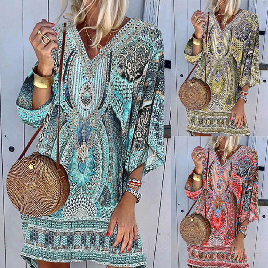 Robe kaftan légère pour femmes avec un décolleté en V profond et des manches cloche Chic und Stil
