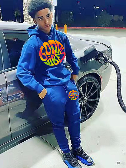 Men's sweatshirt and jogger pants set with colorful graphic design Chic und Stil